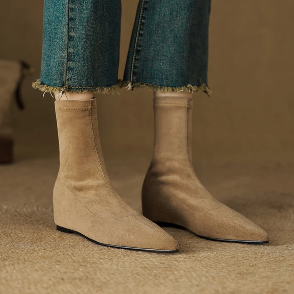 Podpůrné a trendy ortopedické Boty