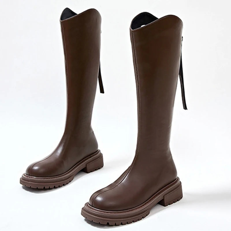 Podpůrné a trendy ortopedické Boty