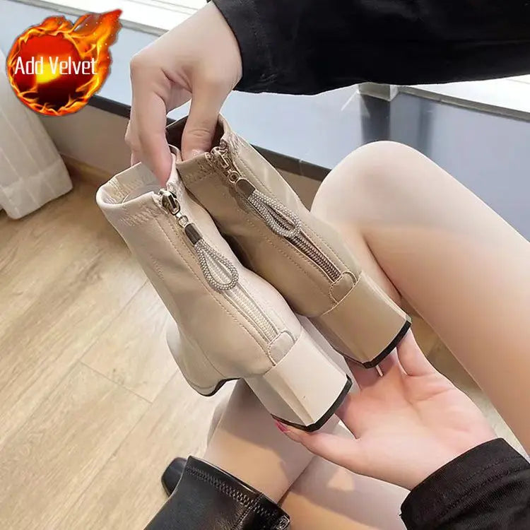Odolné a podpůrné ortopedické Podpatky