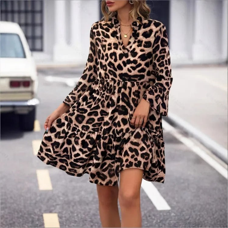 AS | Mini šaty s dlouhými rukávy, výstřihem do V a leopardím potiskem