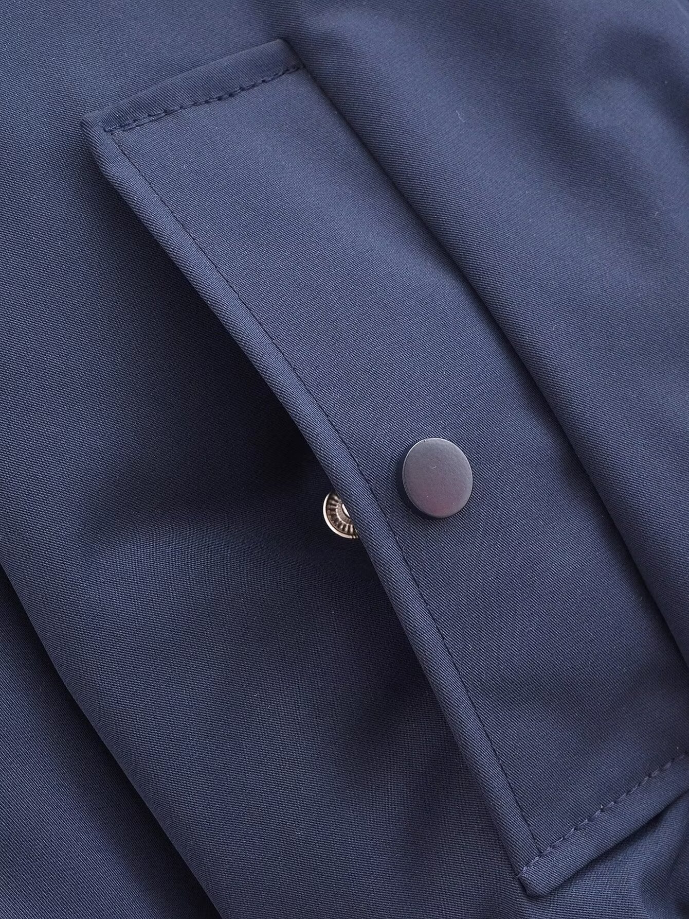 AS | Módní a minimalistická zimní bunda