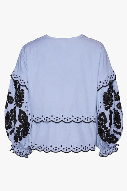 AS | Ležérní a nenáročná zimní halenka