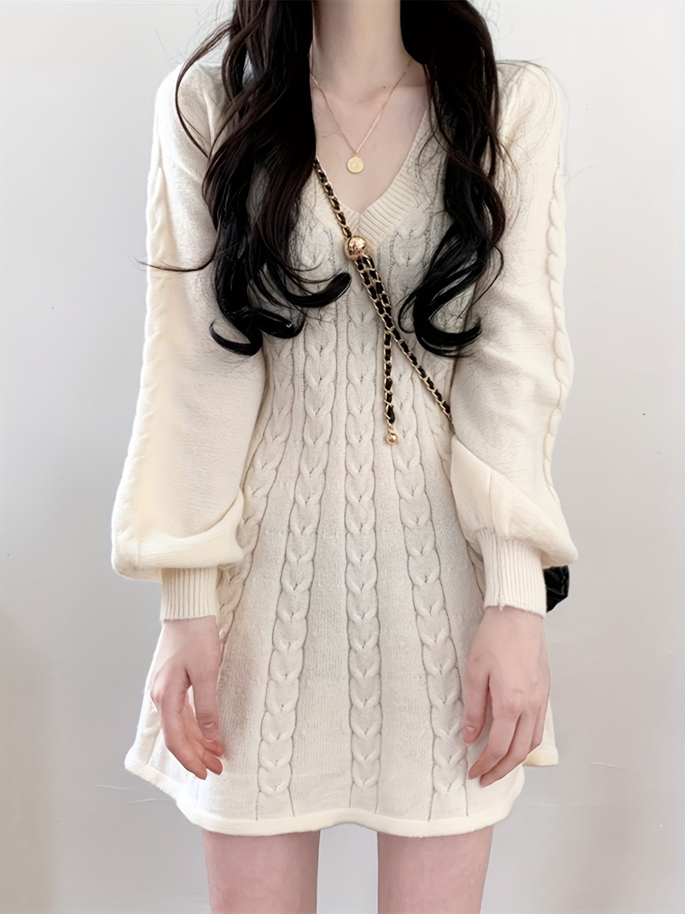 AS | Nekomplikované a módní šaty