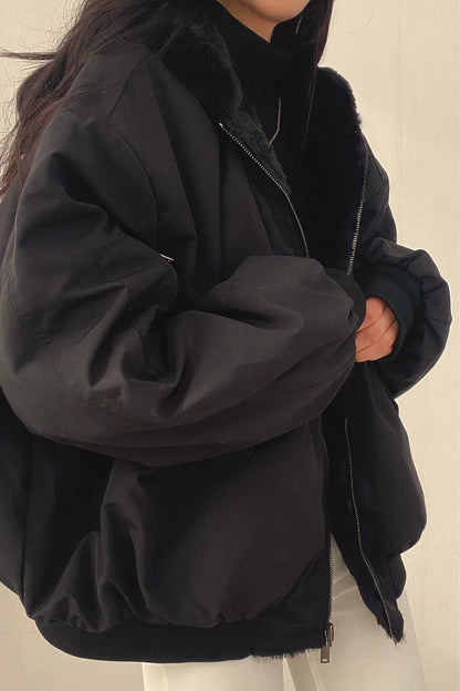 Women's oversized light gray bomber jacket, puffy zip-up winter coat, shown in gray XL size, featuring long sleeves, collar, and waist-length design.