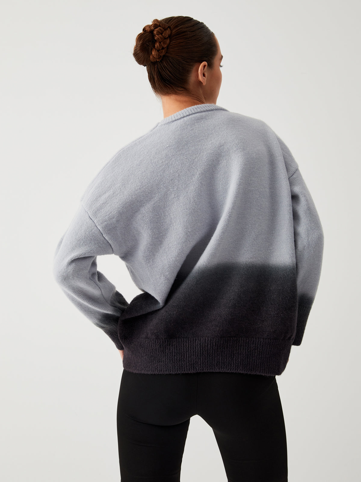 AS | Ombre oversized svetr