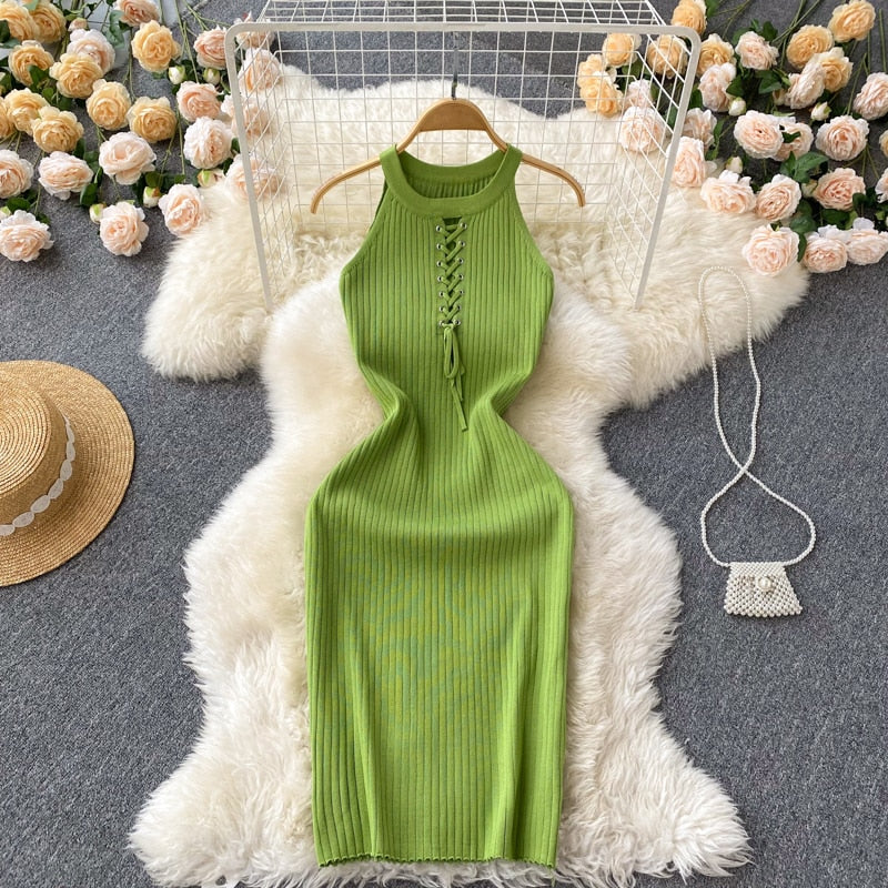 AS | Moderní a univerzální šaty