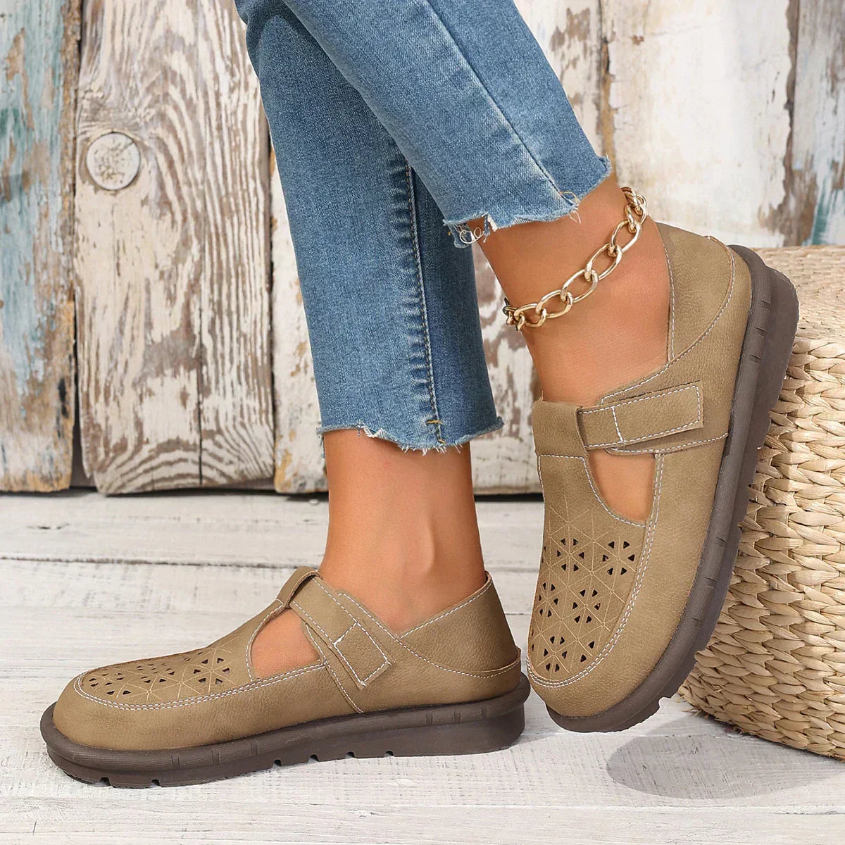 AS | Retro literatura Umělecké tlusté podrážky Big Toe Sandály