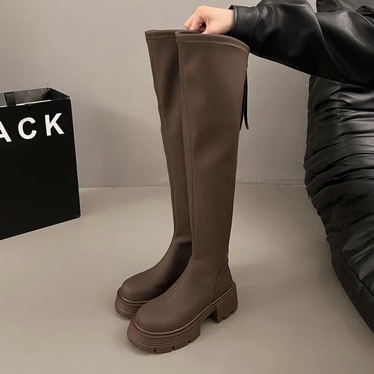 Podpůrné a stylové ortopedické Boty