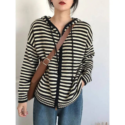 AS | Nekomplikovaný a trendy zimní svetr
