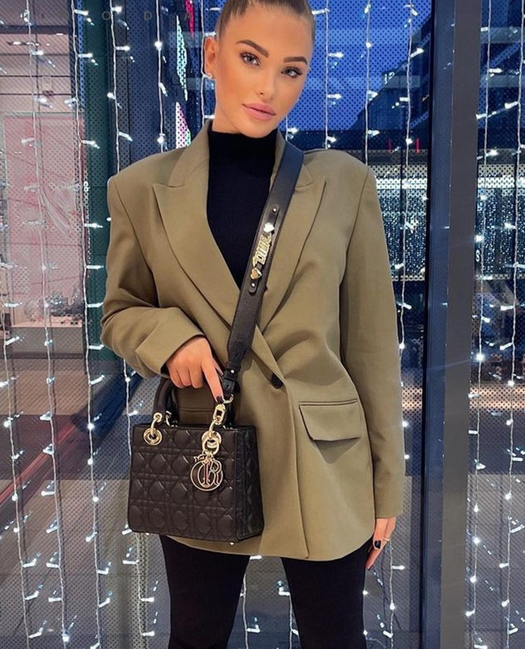 AS | Rafinovaný a nadčasový