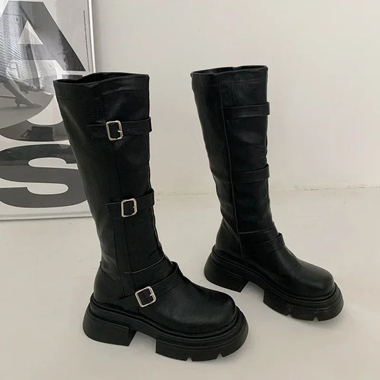 Podpůrné a trendy ortopedické Boty