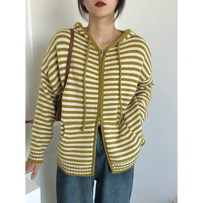 AS | Nekomplikovaný a trendy zimní svetr