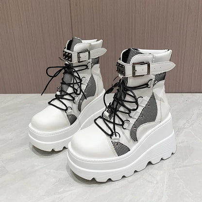 Podpůrné a trendy ortopedické Boty